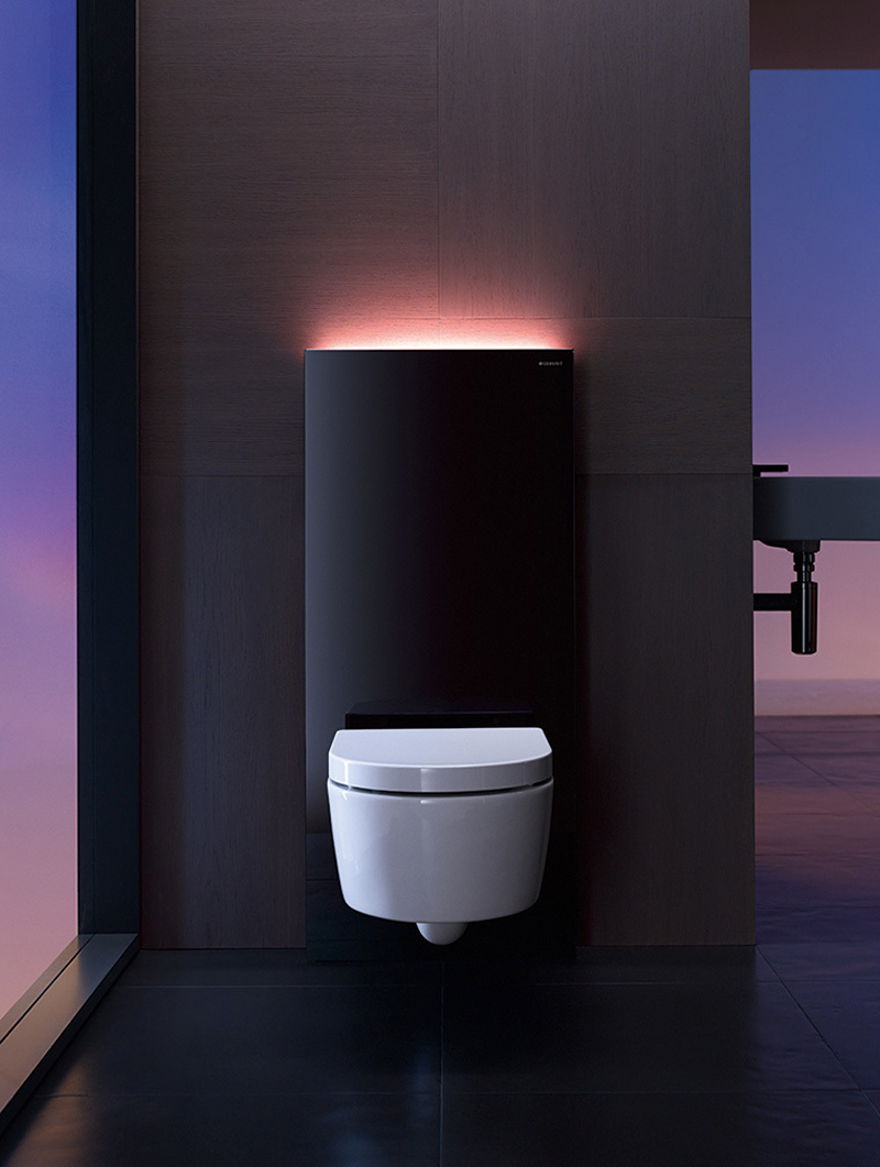 Geberit Monolith Plus sisterne med LED-belysning og luktavsug | Bademiljø