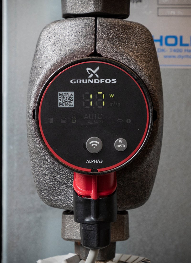 Grundfos-alpha3-sirkulasjonspumpe-800x1100.jpg