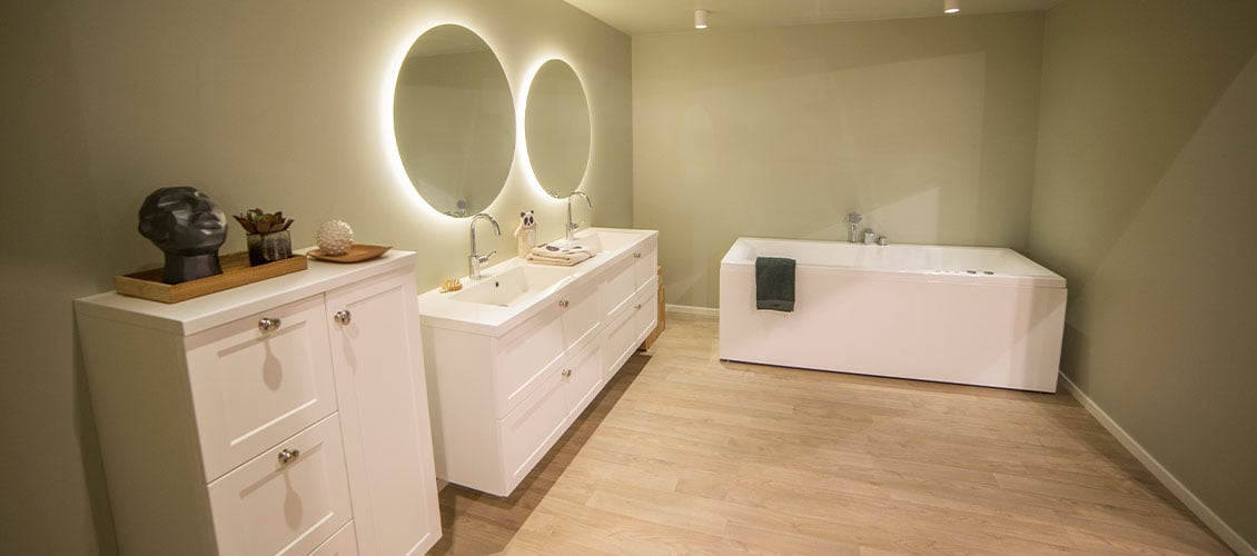 Bademiljo Oslo () Bademiljo Oslo